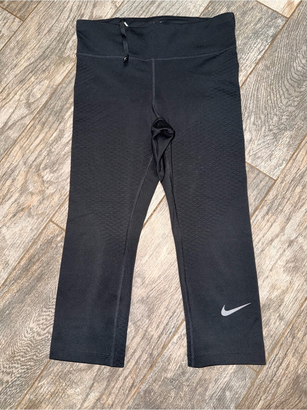Nike Black zonal strength Cropped “running” Leggings with inside drawstring